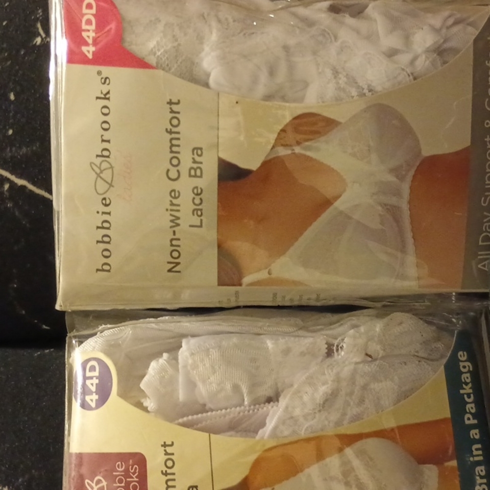 Bobbie Brooks Bras